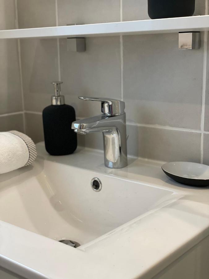 Bagnères-de-Luchon Bel Appartement T3 Au 1Er Etage Avec Cour Interieure Au Rdc - Villa Marie מראה חיצוני תמונה