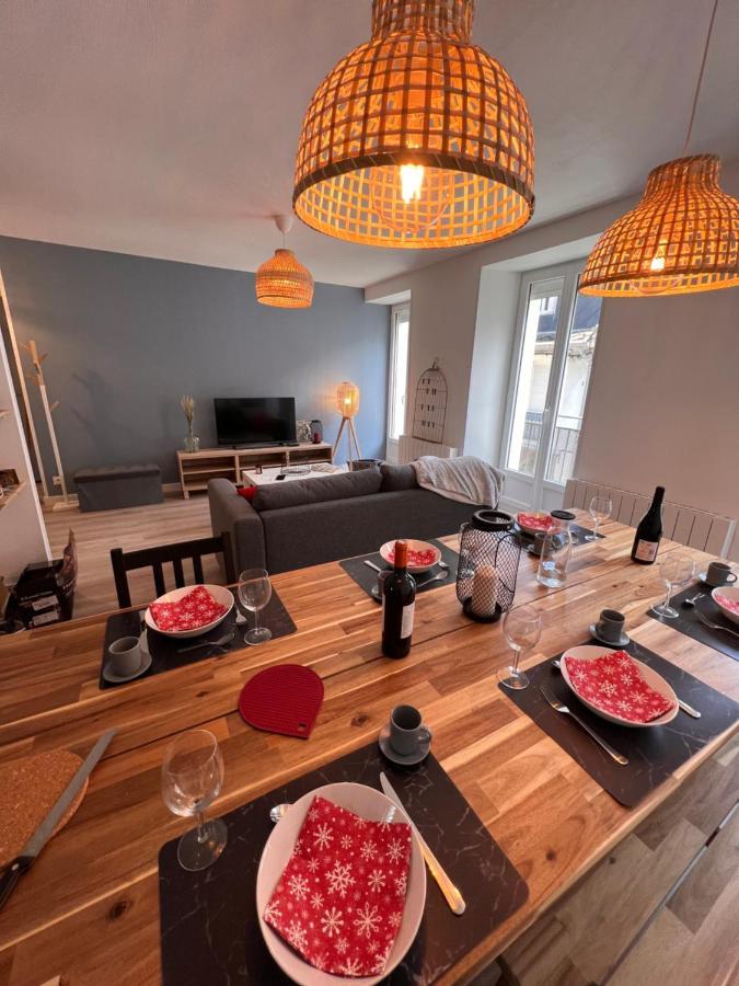 Bagnères-de-Luchon Bel Appartement T3 Au 1Er Etage Avec Cour Interieure Au Rdc - Villa Marie מראה חיצוני תמונה